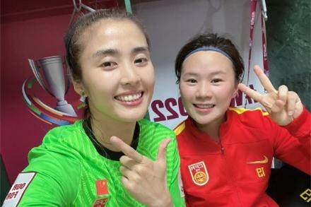 1642943221438034414.jpg 6a9231bfgy1gynw0cbkluj21o02801ky_副本.jpg