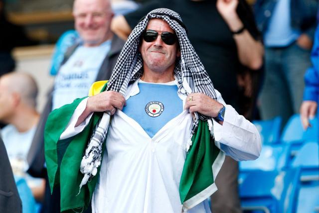 1640396598671044224.jpg REU_678199.jpg